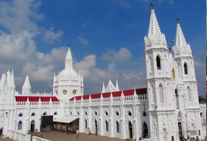 Cabs in Tirunelveli- Petchiammal travels